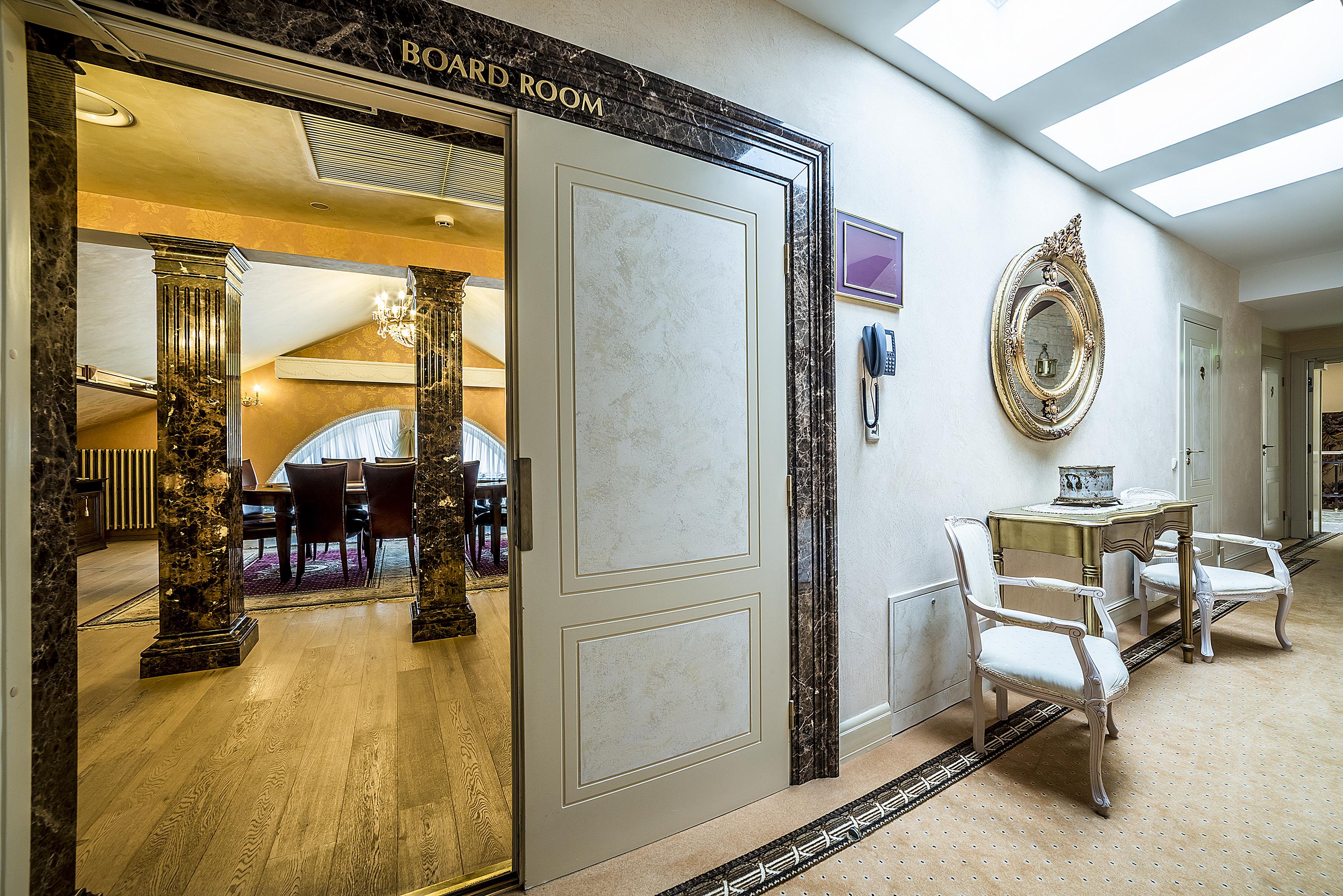 Imperial & Restaurant Vilnius